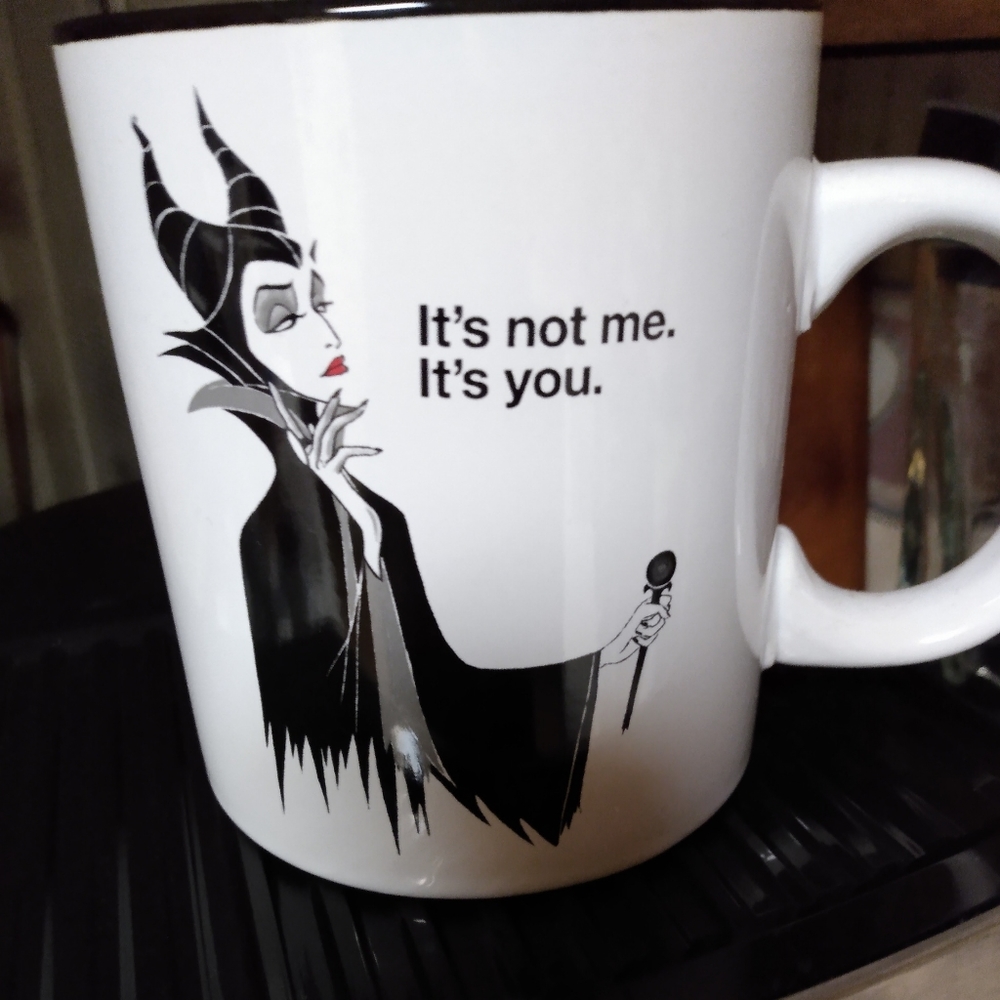 Disney license Maleficent mug 20 oz evil queen